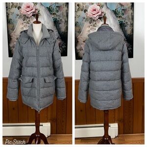 Super Nice Guess Gray Hooded Puffer Jacket!